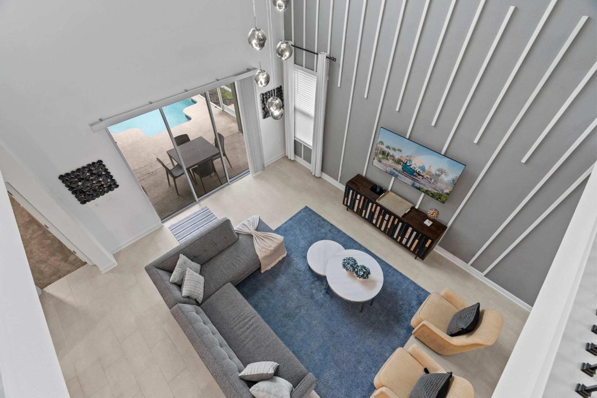 Gorgeous 5 Bd W Private Pool Next To *